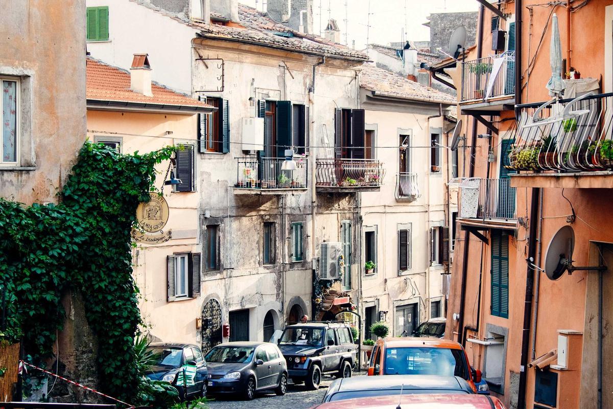 Berat Day Trip — City of a Thousand Windows — photo 1